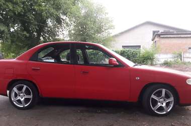 Седан Daewoo Nubira 1998 в Фурсах