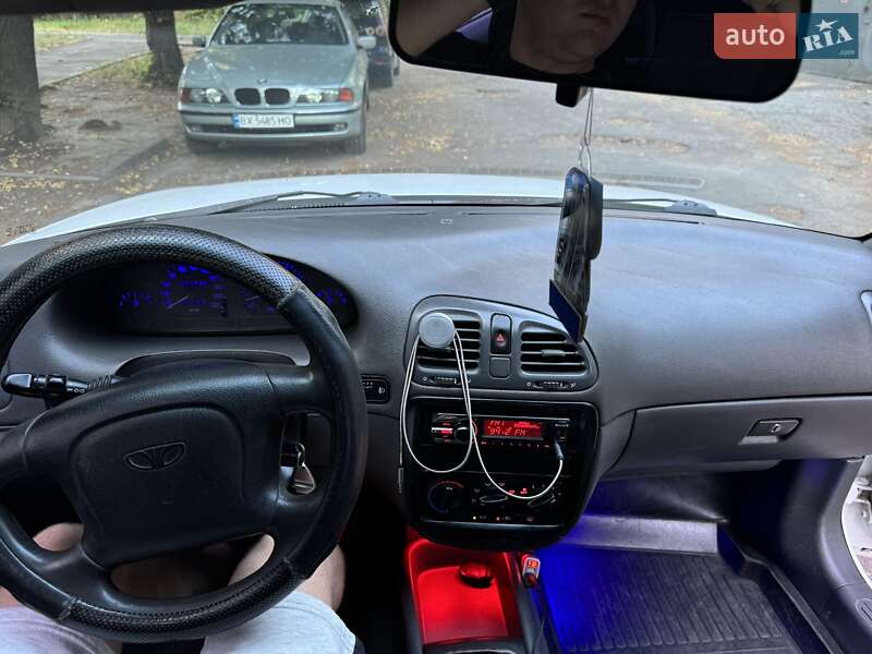 Седан Daewoo Nubira 1998 в Киеве