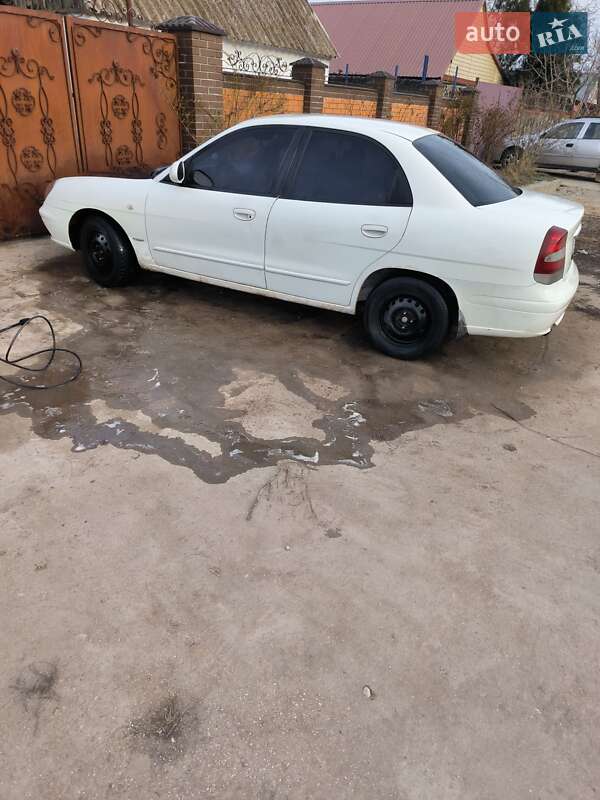 Седан Daewoo Nubira 2001 в Николаеве