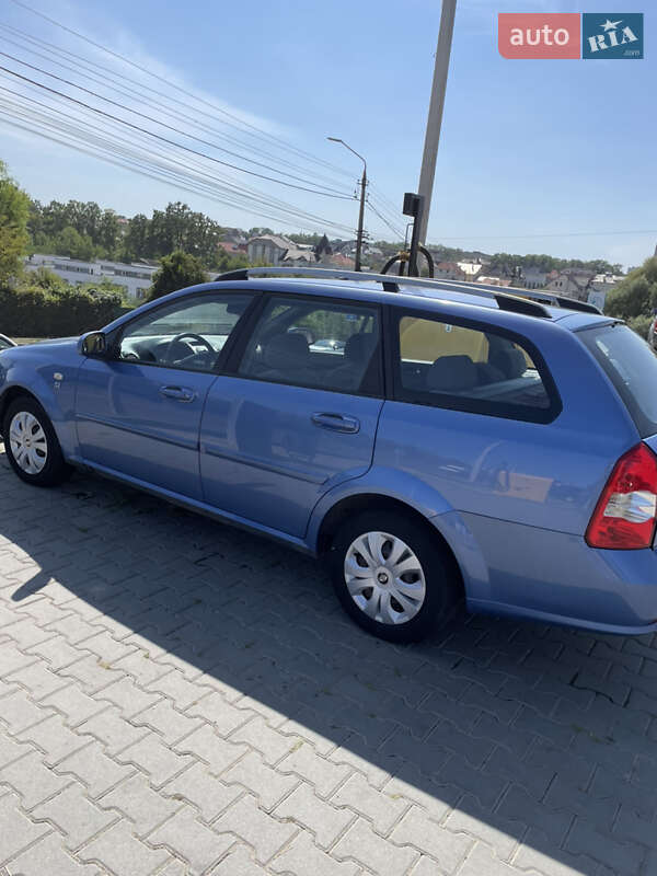 Універсал Daewoo Nubira 2004 в Чернівцях