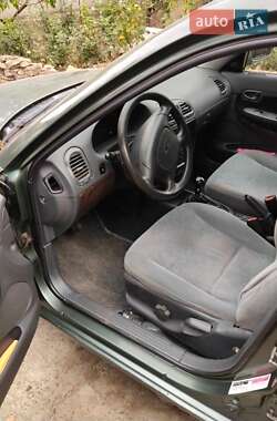 Седан Daewoo Nubira 1998 в 