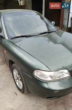 Седан Daewoo Nubira 1998 в 