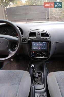 Седан Daewoo Nubira 1998 в 