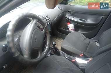 Седан Daewoo Nubira 1998 в 