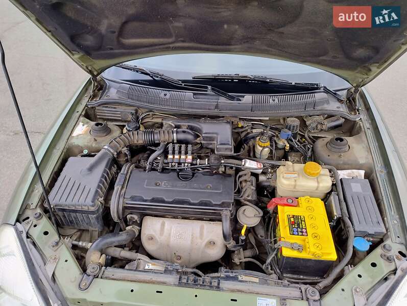 Седан Daewoo Nubira 2003 в Харькове