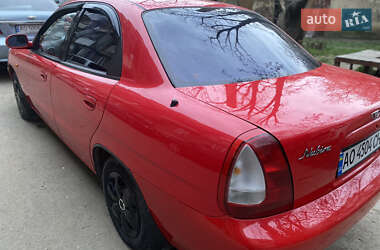 Седан Daewoo Nubira 1998 в 