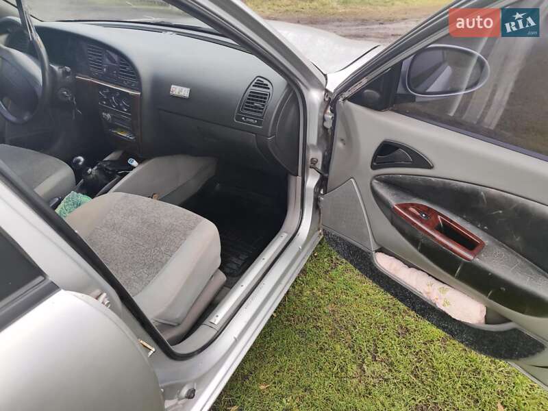 Універсал Daewoo Nubira 2002 в Жашківу