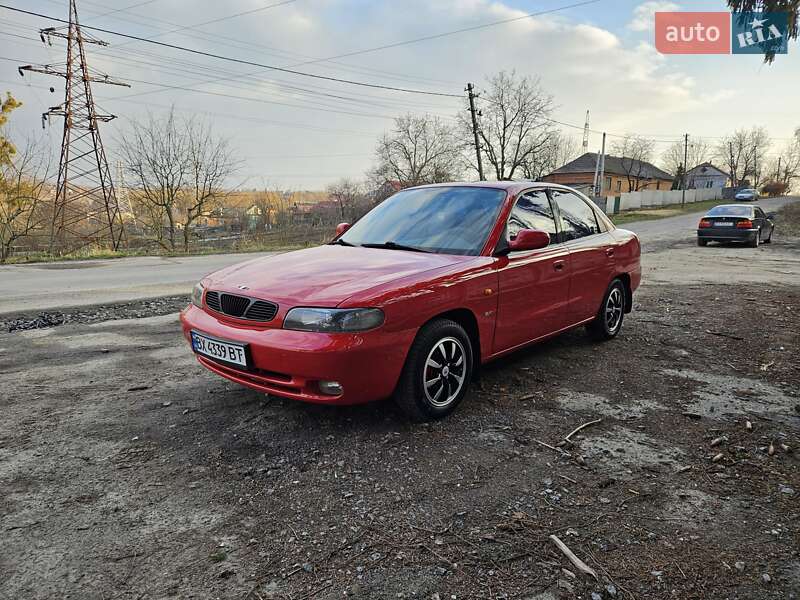 Седан Daewoo Nubira 1998 в 
