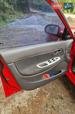 Седан Daewoo Nubira 1998 в 