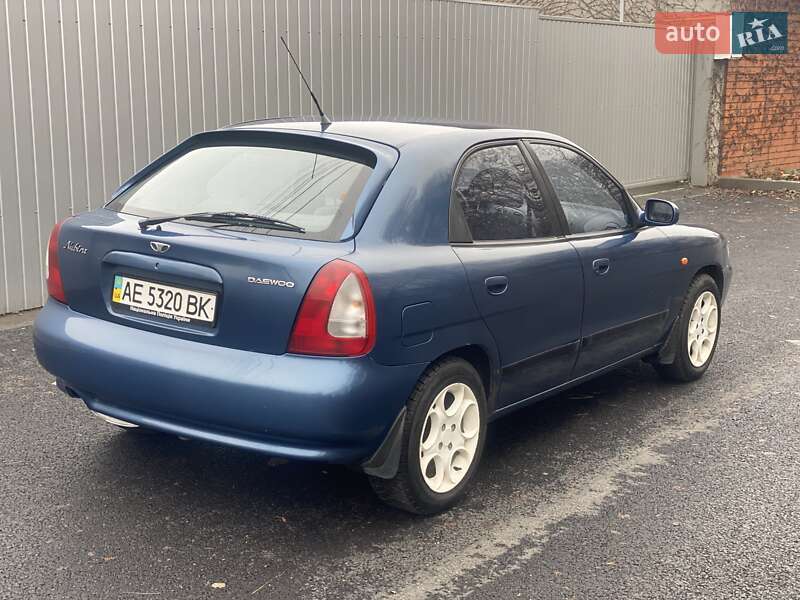 Хэтчбек Daewoo Nubira 1998 в Днепре