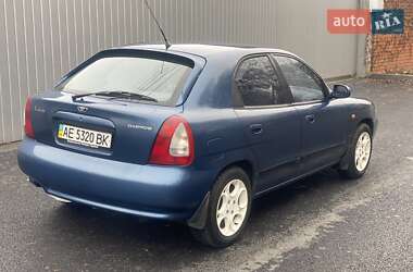 Хетчбек Daewoo Nubira 1998 в 