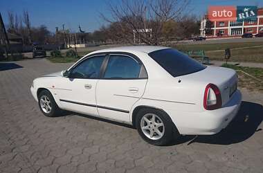 Седан Daewoo Nubira 1998 в Херсоне