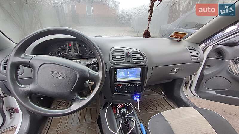 Седан Daewoo Nubira 2000 в Кременчуге