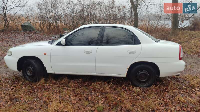Седан Daewoo Nubira 2000 в Кременчуге