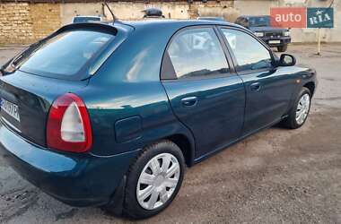 Хэтчбек Daewoo Nubira 1998 в Одессе