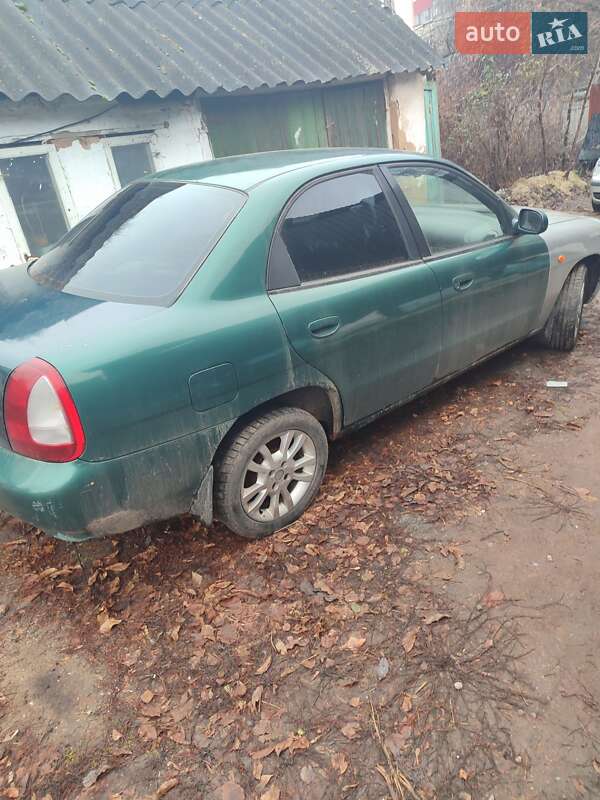 Седан Daewoo Nubira 1998 в Полтаве