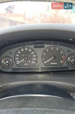 Седан Daewoo Nubira 1998 в Кропивницком
