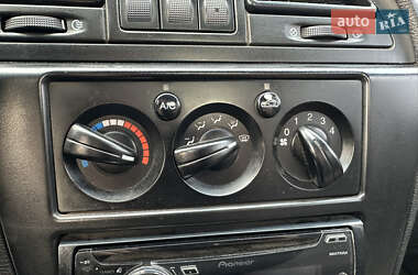 Седан Daewoo Nubira 2001 в 