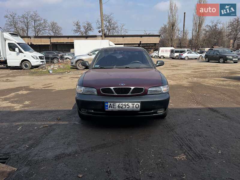 Седан Daewoo Nubira 1999 в Кривом Роге