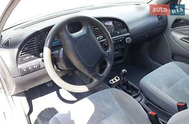 Седан Daewoo Nubira 1998 в Тернополе