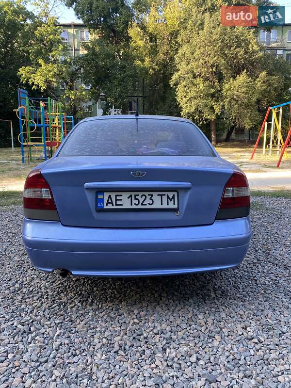 Седан Daewoo Nubira 2003 в Кривом Роге