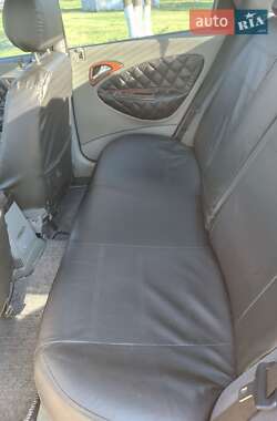 Седан Daewoo Nubira 2001 в 