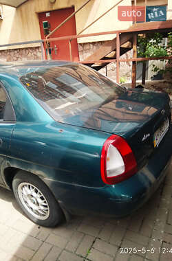 Седан Daewoo Nubira 1998 в 