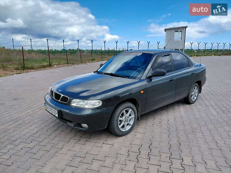 Седан Daewoo Nubira 1998 в 