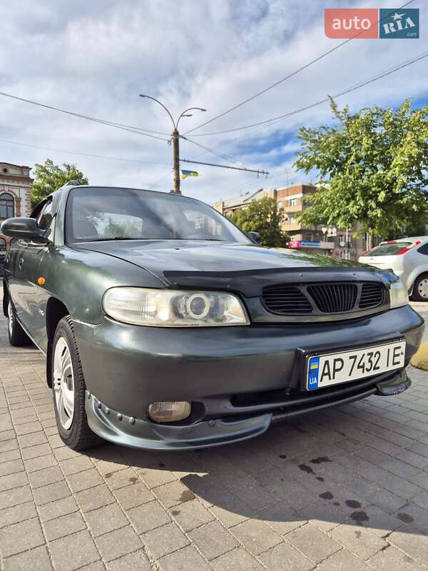 Седан Daewoo Nubira 1997 в Запорожье
