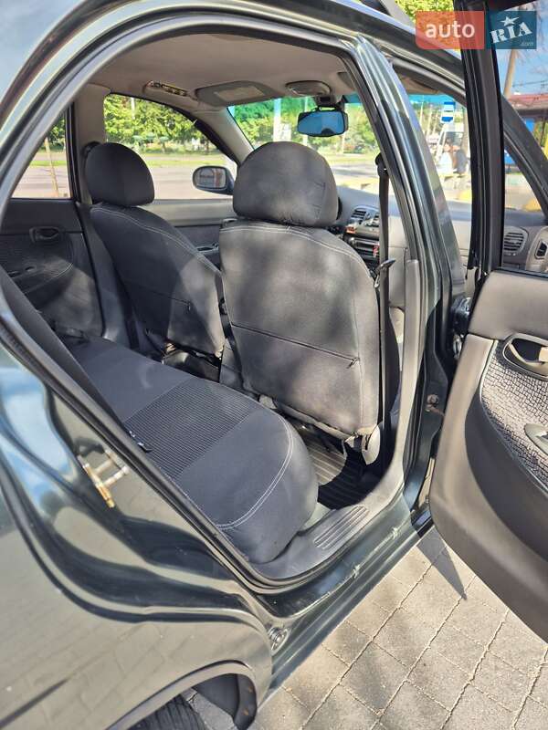 Седан Daewoo Nubira 1997 в Запорожье