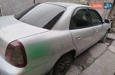 Седан Daewoo Nubira 1998 в 