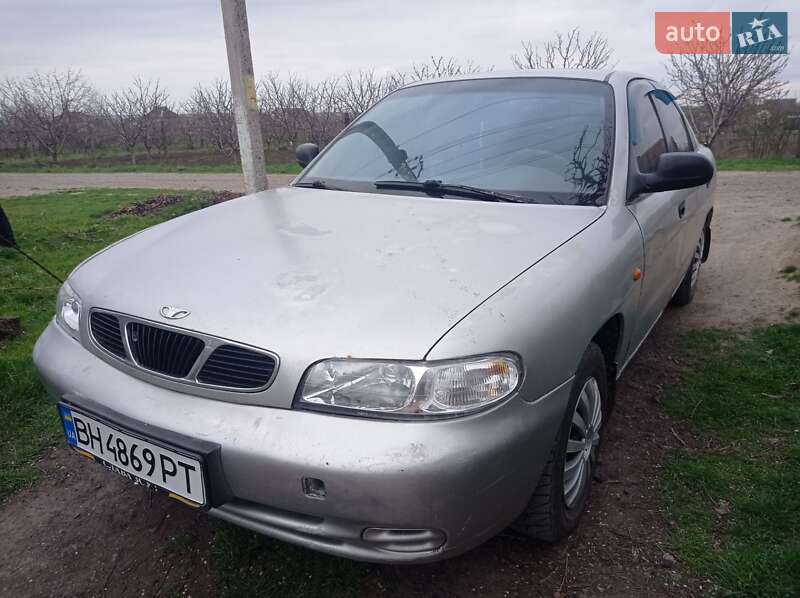 Daewoo Nubira 1998