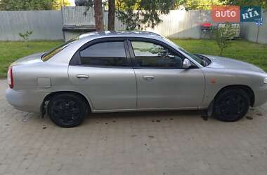 Седан Daewoo Nubira 1998 в 
