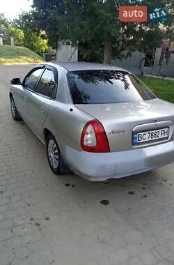 Седан Daewoo Nubira 1998 в 
