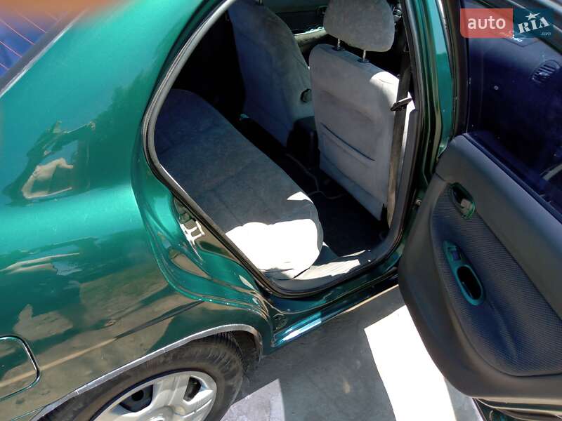 Седан Daewoo Nubira 1997 в Николаеве