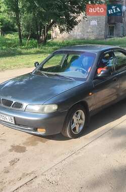 Седан Daewoo Nubira 1998 в Кам'янському
