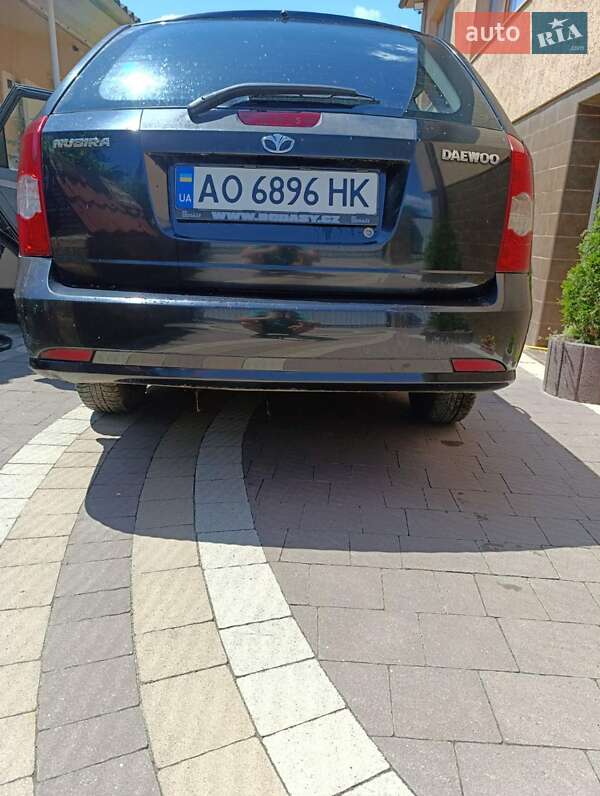 Універсал Daewoo Nubira 2004 в Сваляві