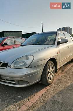 Седан Daewoo Nubira 2000 в 