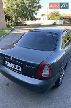 Седан Daewoo Nubira 1998 в 