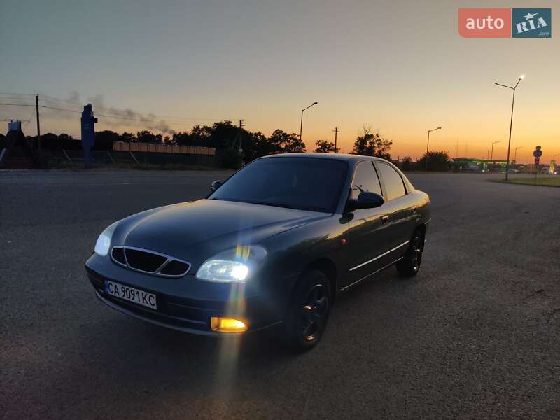 Седан Daewoo Nubira 2003 в Черкассах