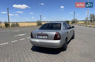 Седан Daewoo Nubira 1998 в 