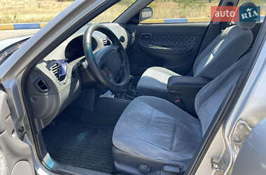 Седан Daewoo Nubira 1998 в 