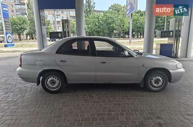 Седан Daewoo Nubira 1998 в 