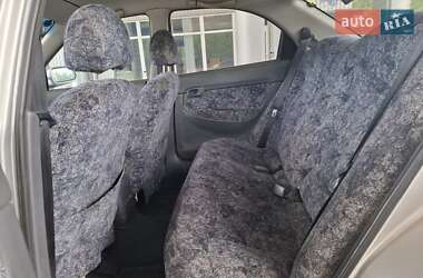 Седан Daewoo Nubira 1998 в 