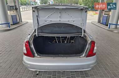 Седан Daewoo Nubira 1998 в 