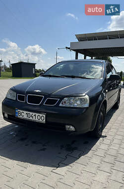 Седан Daewoo Nubira 2003 в Львові