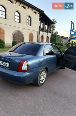 Седан Daewoo Nubira 1998 в 