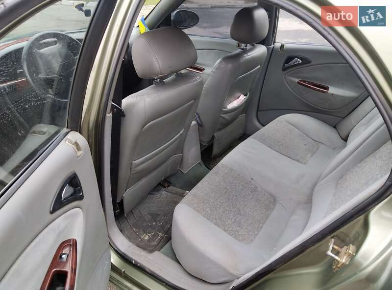 Седан Daewoo Nubira 2003 в Запорожье фото 3 Седан Daewoo Nubira 2003 в Запорожье