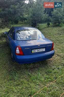Седан Daewoo Nubira 1998 в 