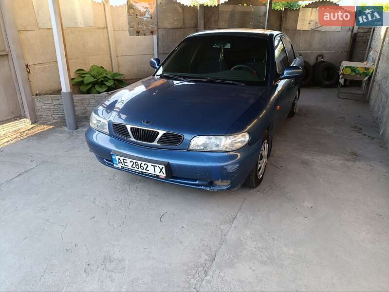 Седан Daewoo Nubira 1998 в 